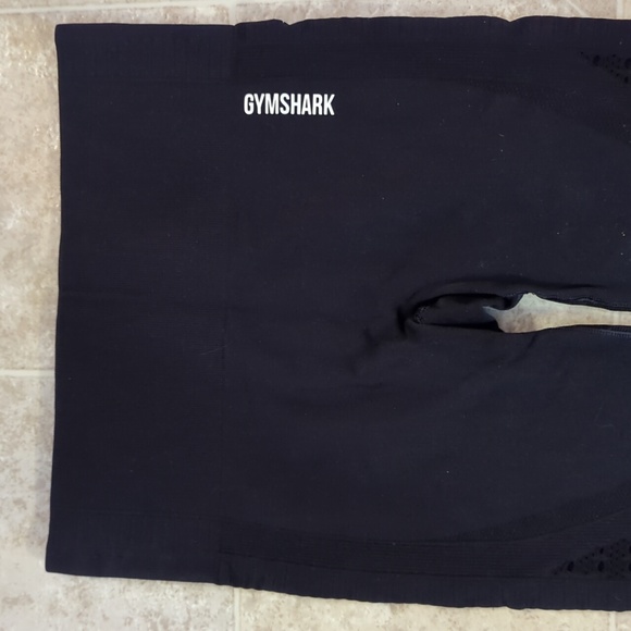 Active Wear - Picture 2 of 6